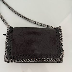 Black crossbody purse